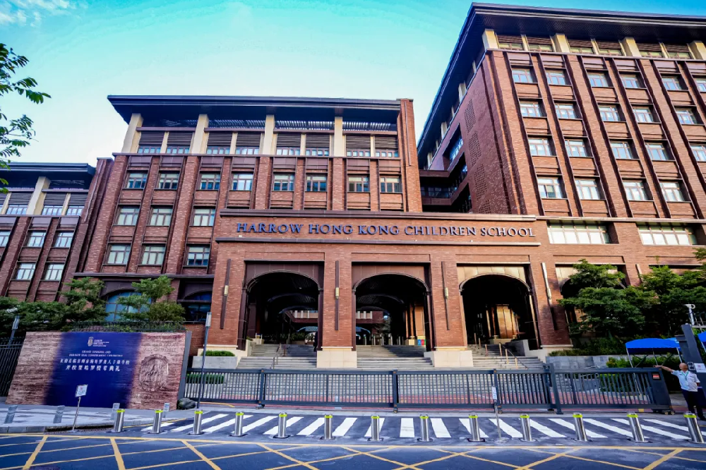 深圳最贵的3所港人子弟校，各有槽点，为何家长还抢报？