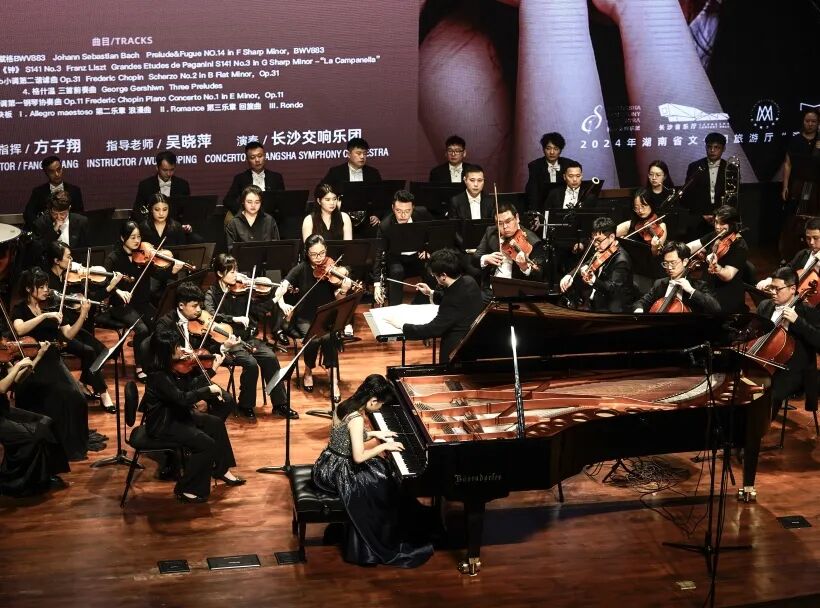 741封录取、2693万奖学金！大湾区这所学校连续6年藤校+牛剑双突破